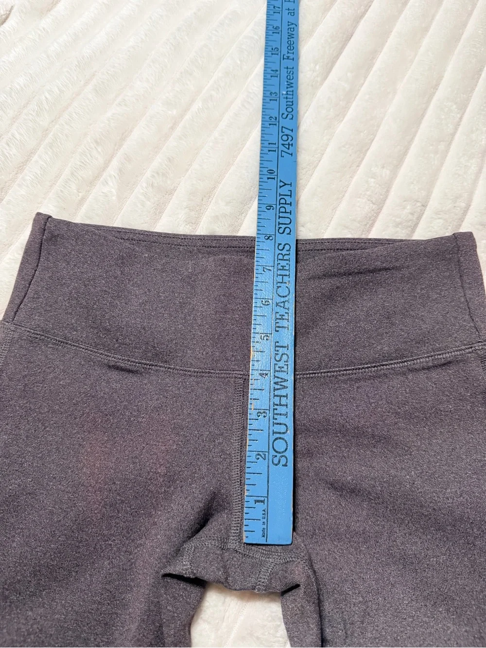 Alo Yoga Goddess Legging | Size Medium ?